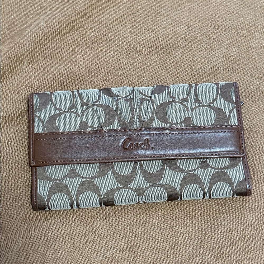 Vintage Coach Signature Trifold Wallet